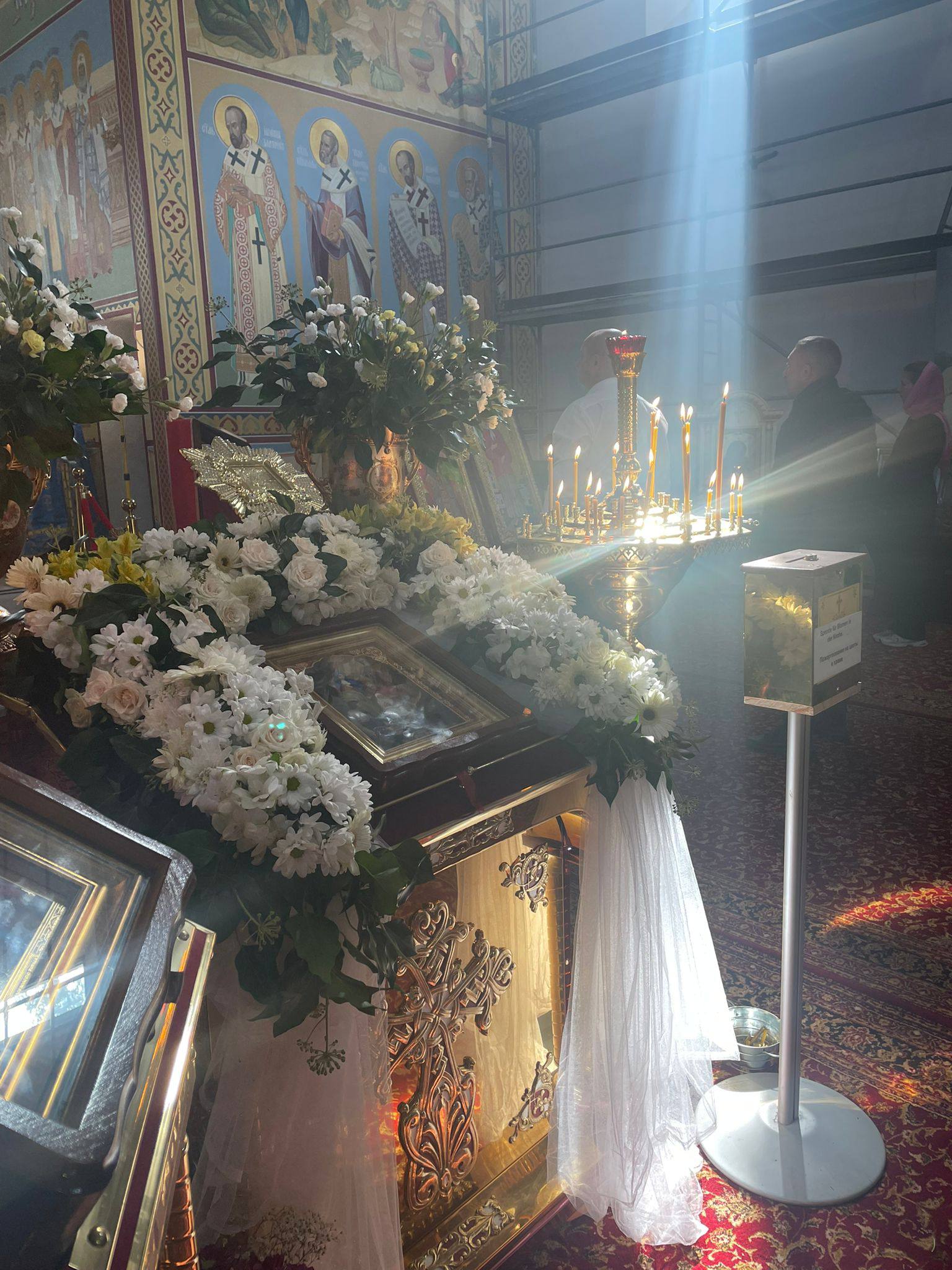 Молитесь за ваших обидчиков, за тех, кто вам причиняет боль.